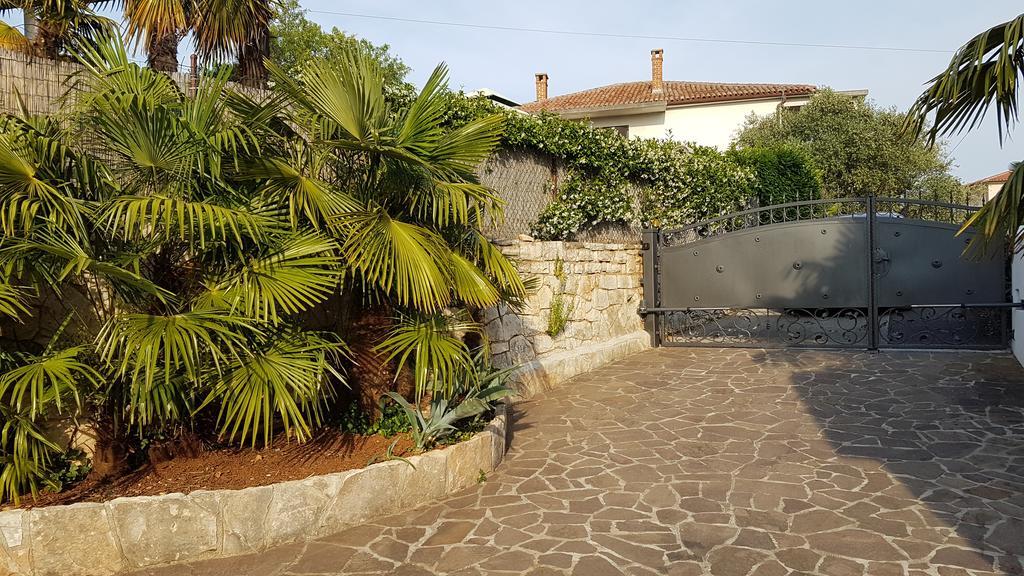 Villa Magnolia Umag Exterior photo